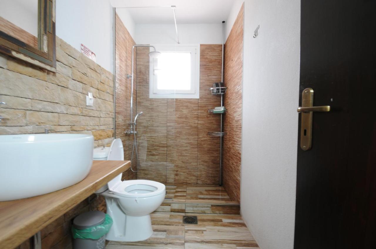 Aris House - Cretan Hospitality Appartement Agios Nikolaos Buitenkant foto